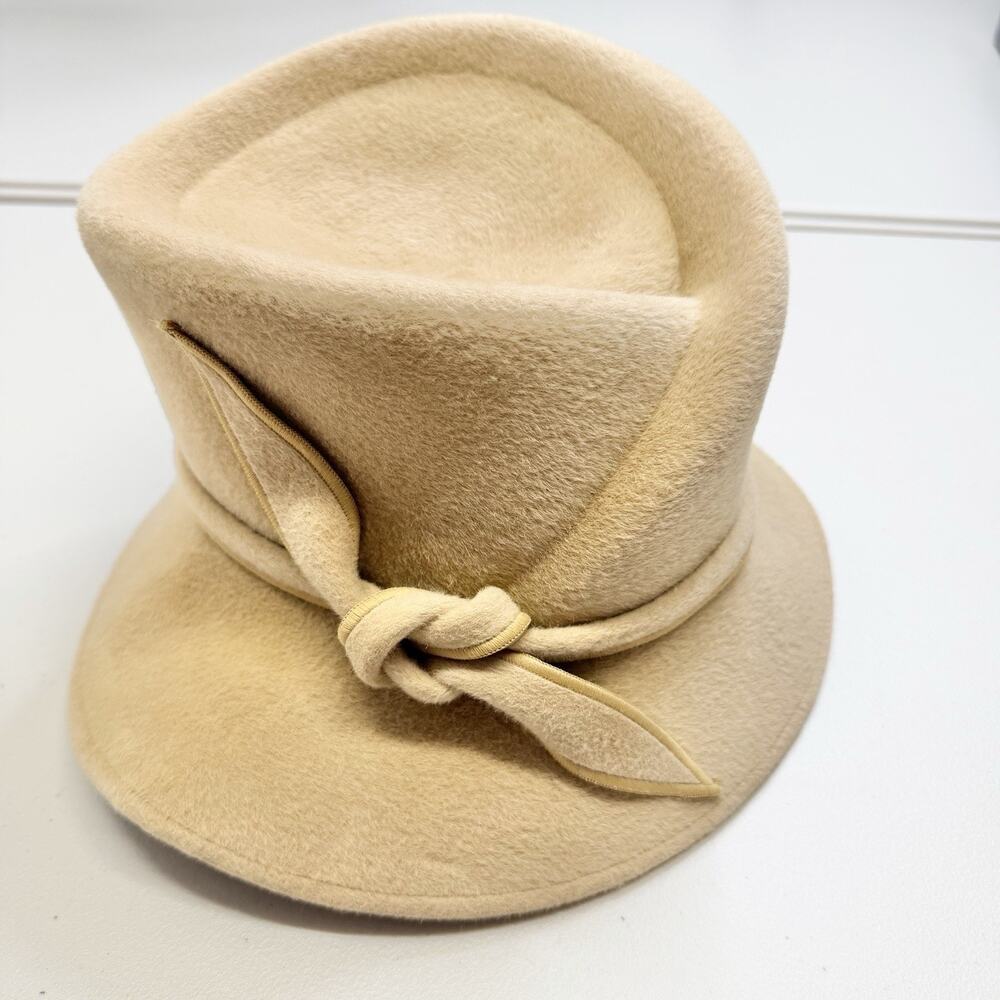 Vintage Fur Felt Cloche Hat Beige Bow Accent Style Women’s England